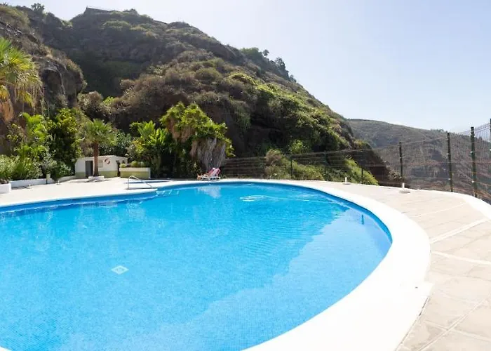 Blue Dream: Panoramic View On Heights Over The Sea Appartement