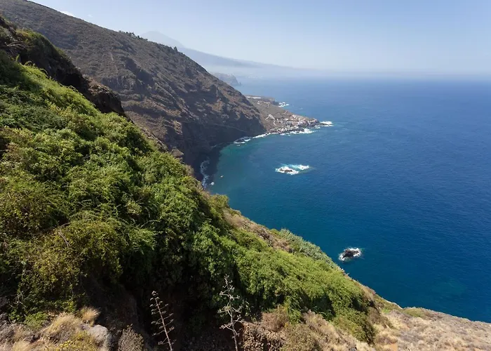 Blue Dream: Panoramic View On Heights Over The Sea Appartement *